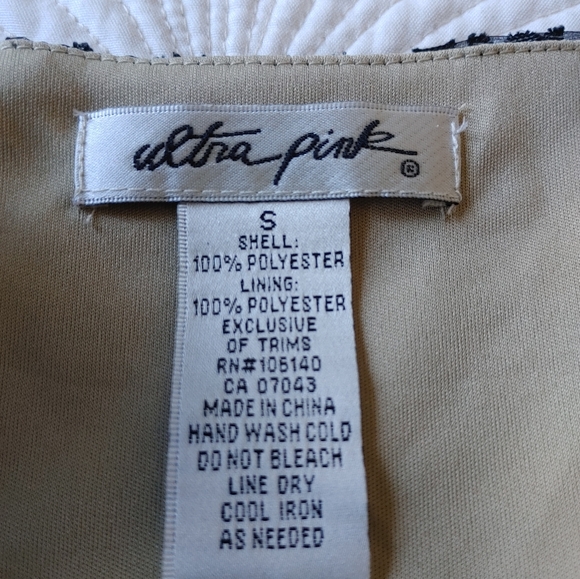 Dress - Picture 3 of 3